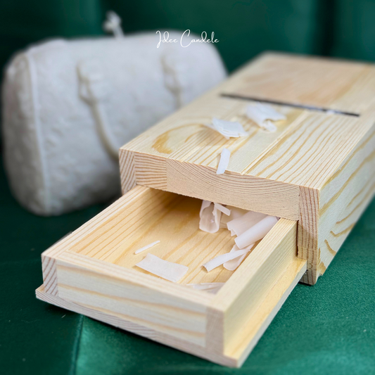Utensile per limare e rifinire le candele